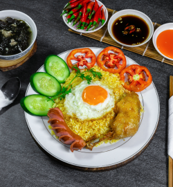 Cơm Gà Xối Mỡ Minh Châu