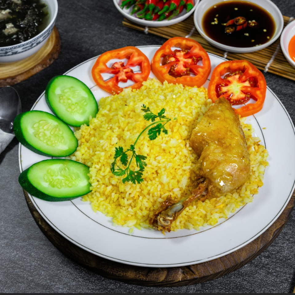 Cơm gà xối mỡ (đùi nhỏ)