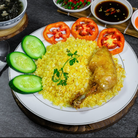 Cơm gà xối mỡ (đùi nhỏ)
